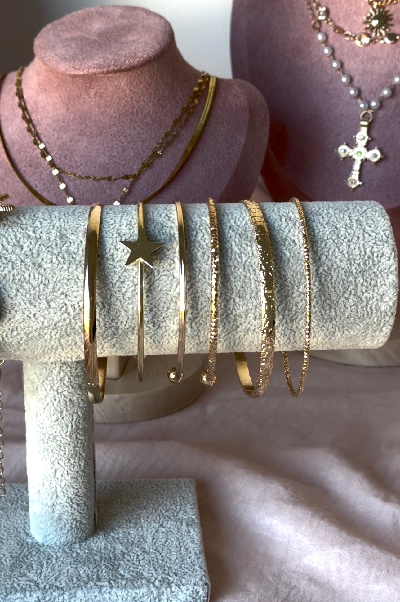 Golden Bloom Set Bracelet